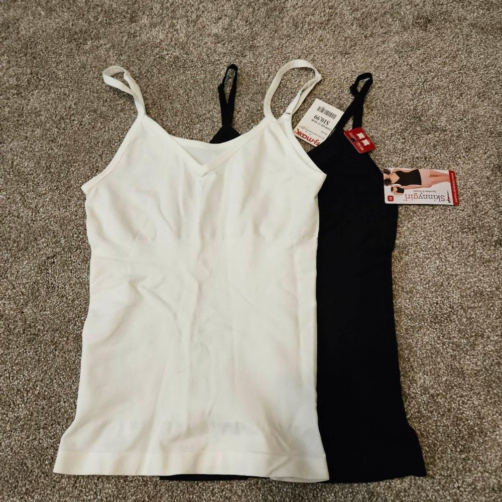 NWT Shaping Reversible Camis 2pk